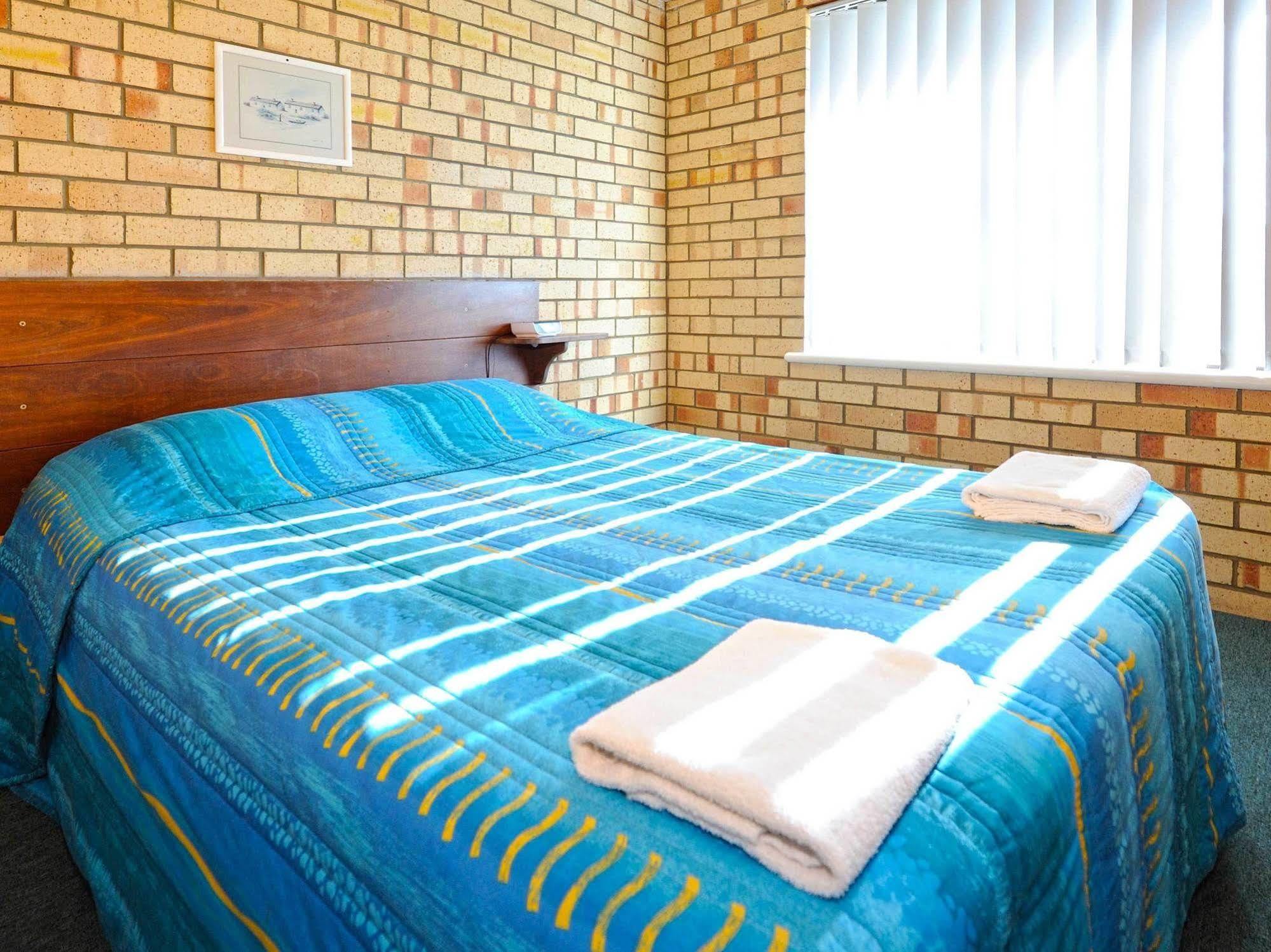 Abrolhos Reef Lodge Geraldton Exterior foto